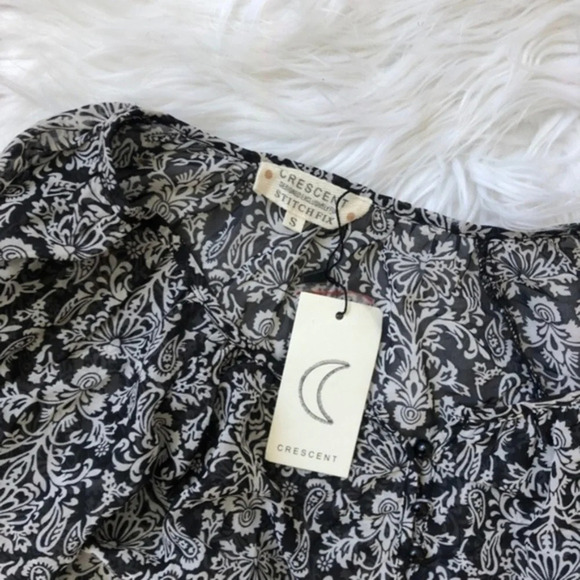 Crescent Stitch Fix Printed Blouse w Lace NWT S - Picture 6 of 8